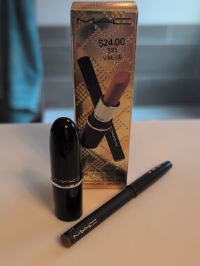 MAC Cosmetics Lipstick and Lip Pencil Set in Neutral Mauve Pink